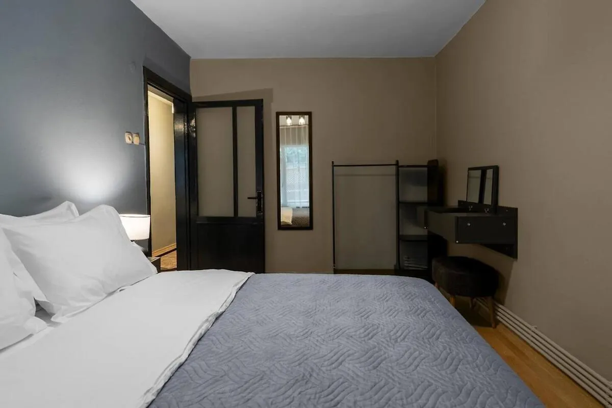 Appartamento Modern And Central 3Br With Patio In Besiktas Provincia di Provincia di Istanbul
