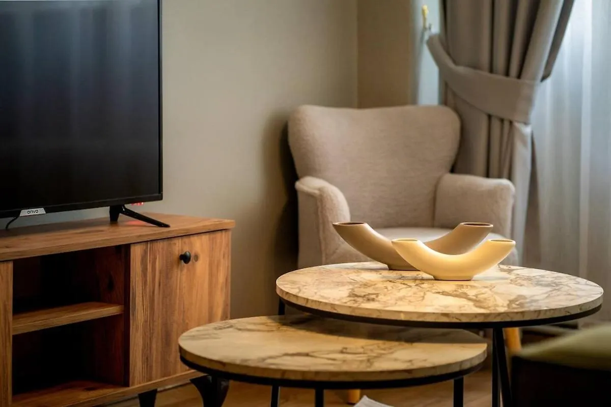 Modern And Central 3Br With Patio In Besiktas Provincia di Provincia di Istanbul Appartamento